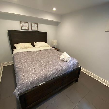 Yonge And Finch Subway !U Spacious & Cozy Private Bdr With Shared Bathroom Toronto Bagian luar foto
