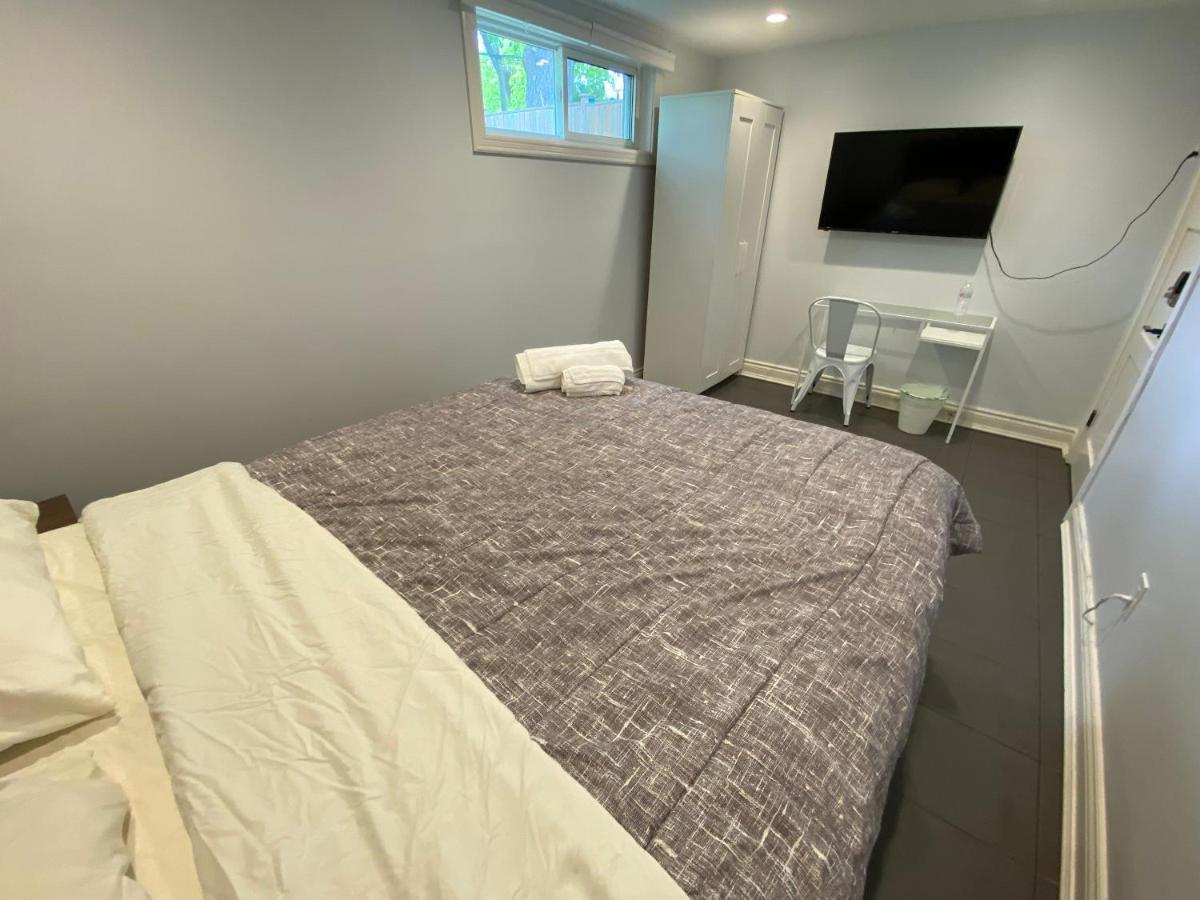 Yonge And Finch Subway !U Spacious & Cozy Private Bdr With Shared Bathroom Toronto Bagian luar foto
